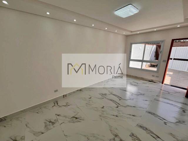 Sobrado para Venda em Santos - 3