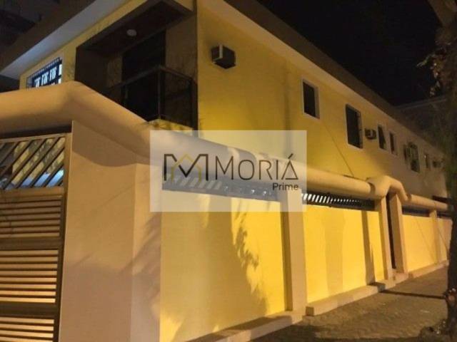 Sobrado para Venda em Santos - 2